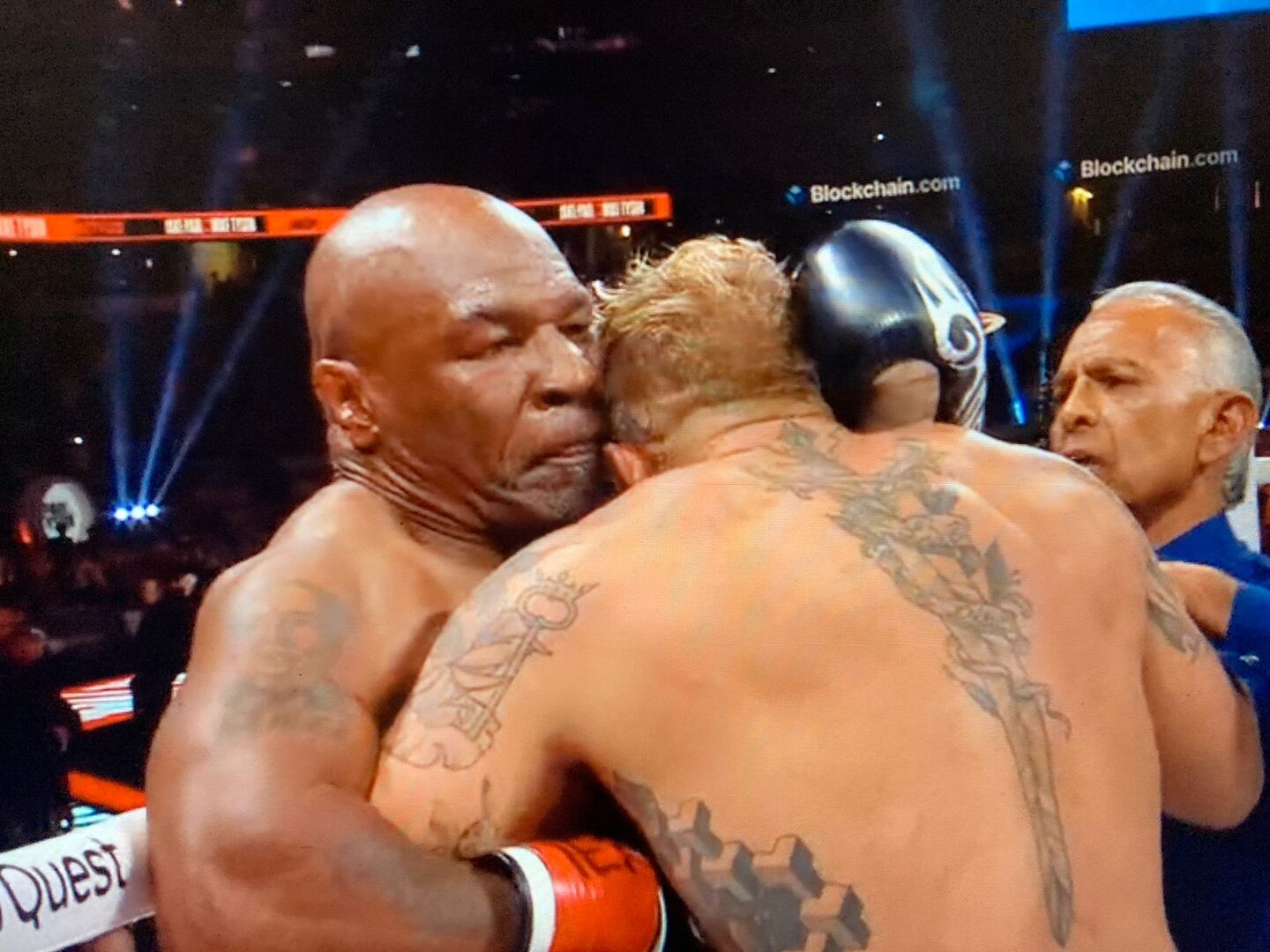 Jake Paul vence o campeão mundial Mike Tyson